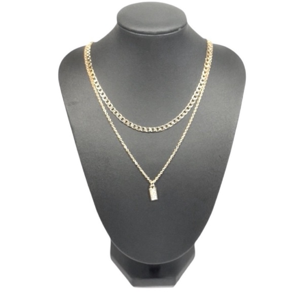 Layered Necklace - Picture 2 of 5